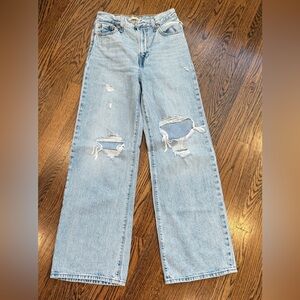 Levi’s Premium Ribcage Wide leg 26